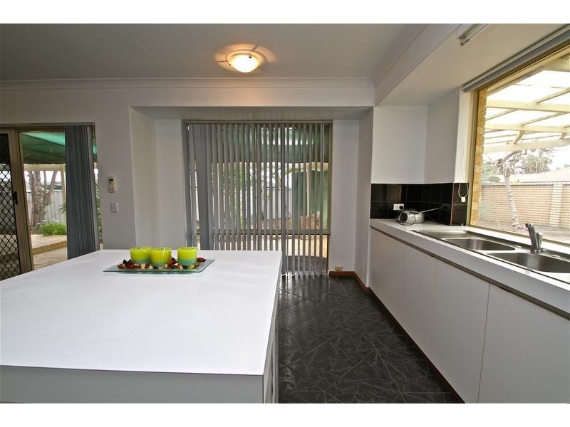 1 Fontana Cove, Joondalup WA 6027