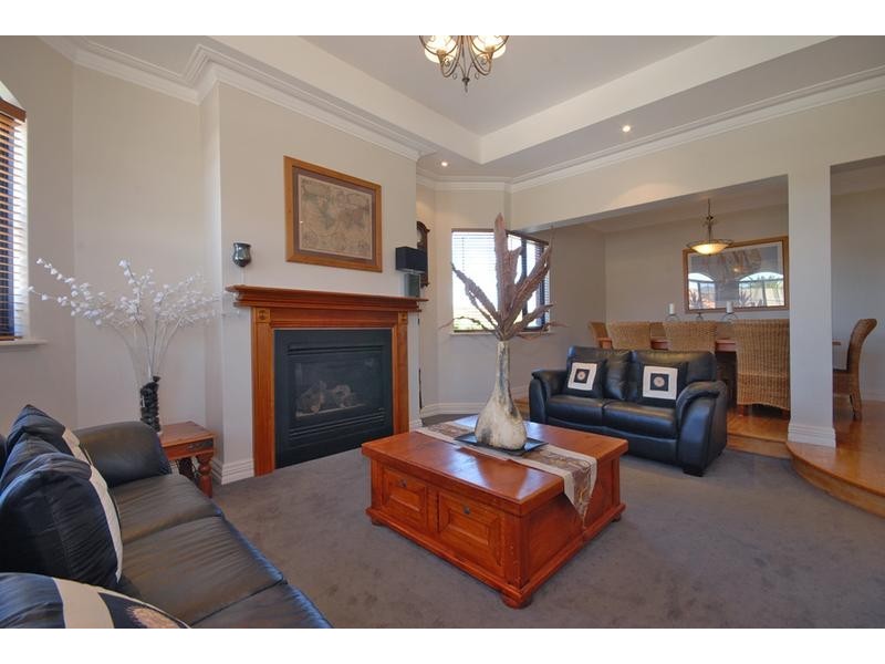 3 Kage Entrance, Mindarie WA 6030