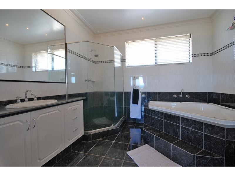 3 Kage Entrance, Mindarie WA 6030