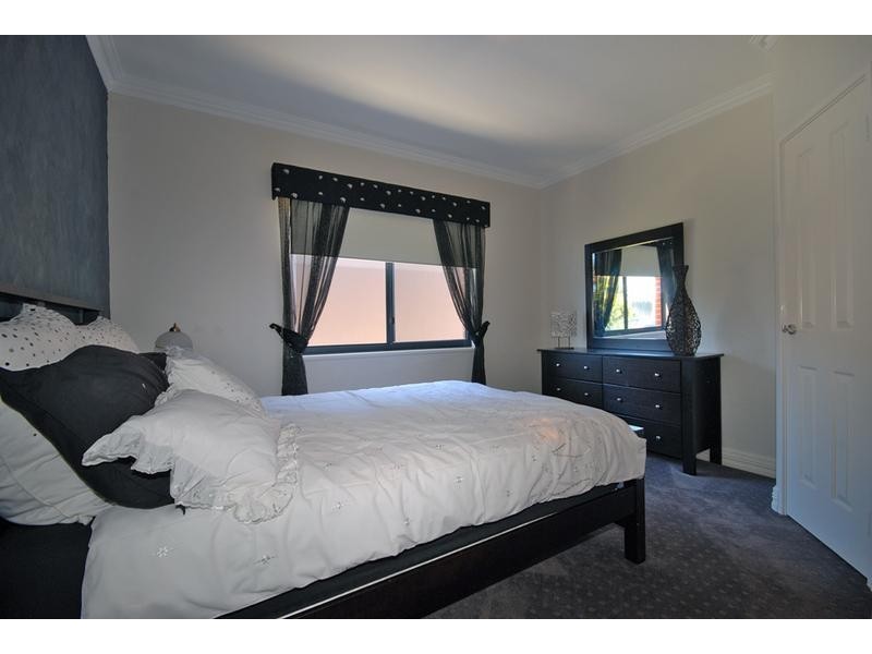 3 Kage Entrance, Mindarie WA 6030