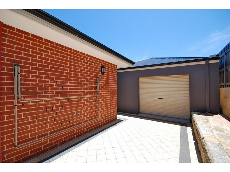 3 Kage Entrance, Mindarie WA 6030