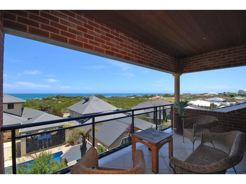 3 Kage Entrance, Mindarie WA 6030