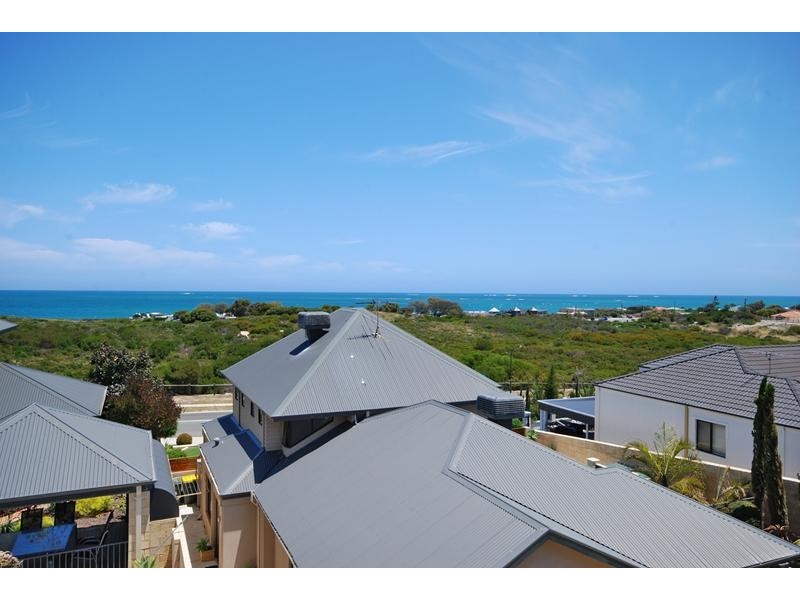 3 Kage Entrance, Mindarie WA 6030