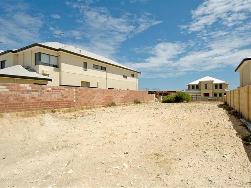 15 Glensanda Way, Mindarie WA 6030