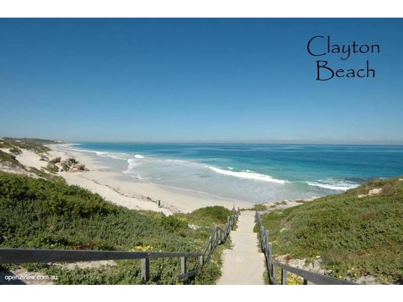 15 Glensanda Way, Mindarie WA 6030