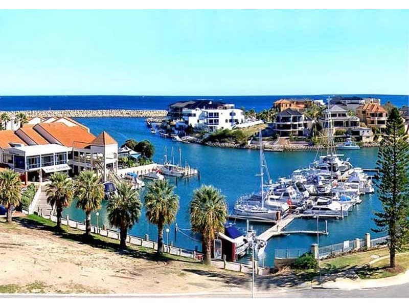 15 Glensanda Way, Mindarie WA 6030