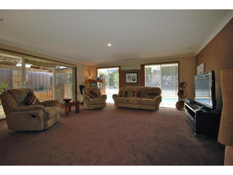 70 Cristobal Crescent, Mindarie WA 6030