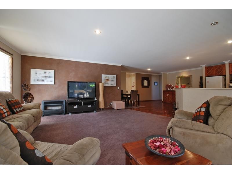 70 Cristobal Crescent, Mindarie WA 6030