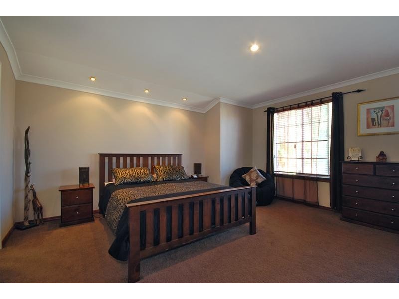 70 Cristobal Crescent, Mindarie WA 6030