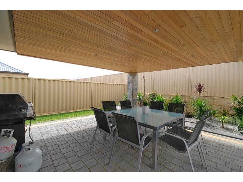 21 Brohard Road, Butler WA 6036