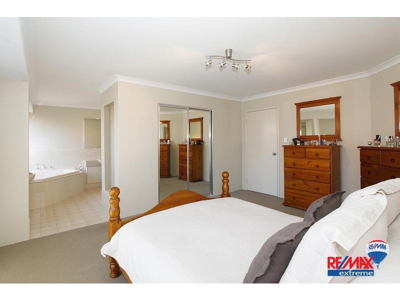 8 Banbury Way, Butler WA 6036