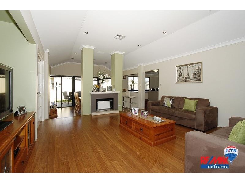 8 Banbury Way, Butler WA 6036