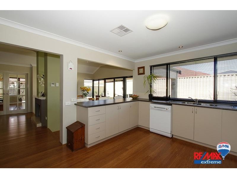 8 Banbury Way, Butler WA 6036