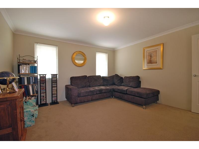 9 Admiralty Road, Jindalee WA 6036