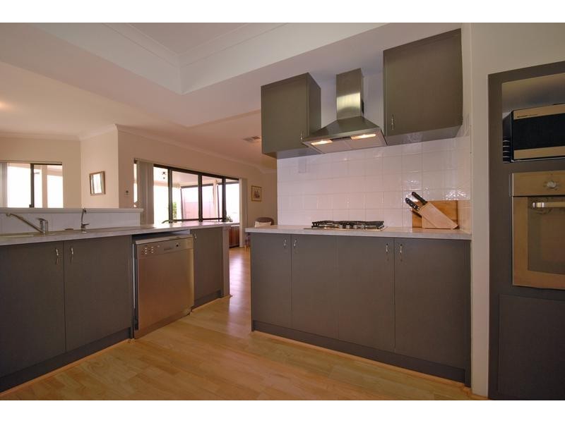 9 Admiralty Road, Jindalee WA 6036