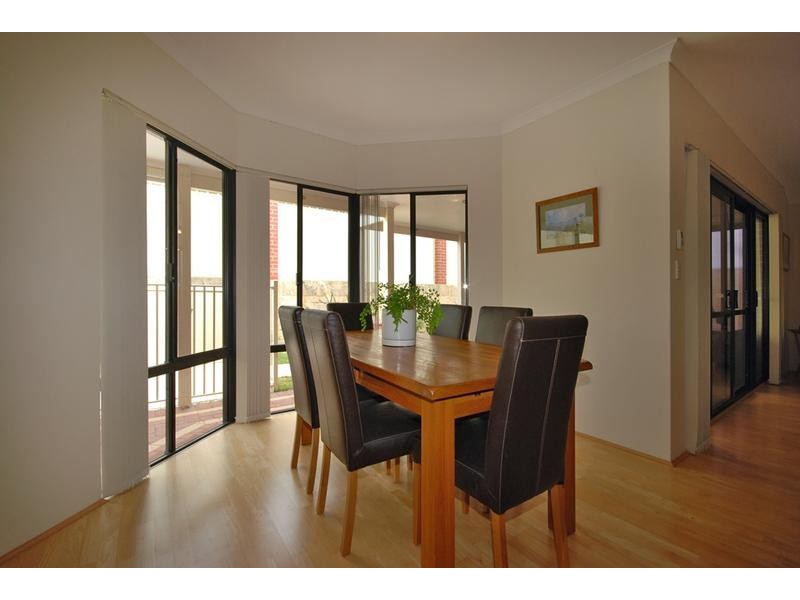 9 Admiralty Road, Jindalee WA 6036