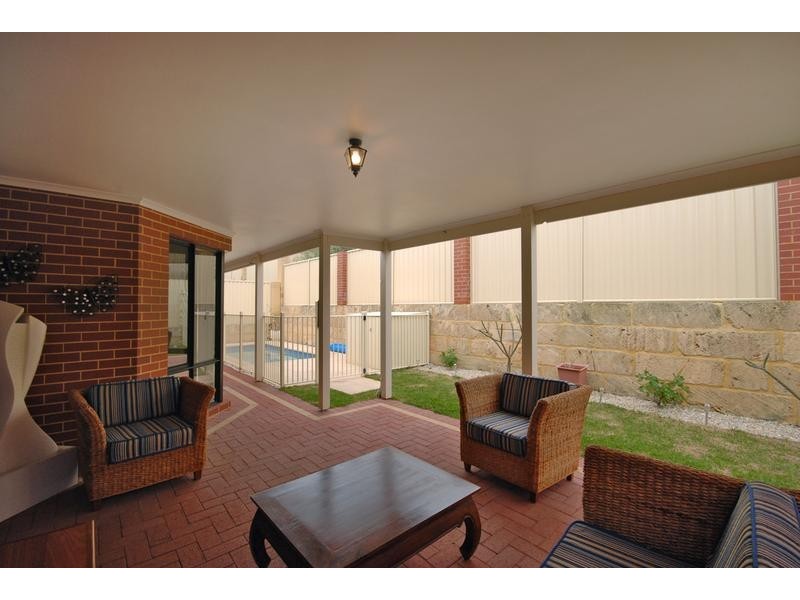 9 Admiralty Road, Jindalee WA 6036