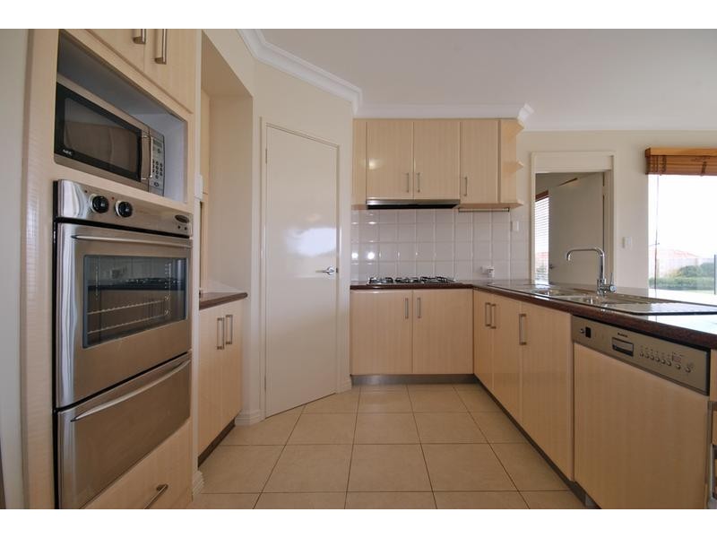 1 Birkenhead Ridge, Mindarie WA 6030