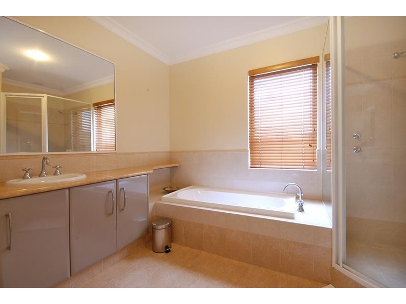 1 Birkenhead Ridge, Mindarie WA 6030