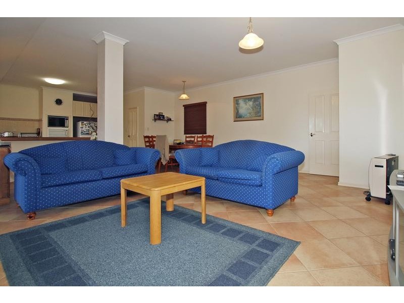 100 Rothesay Heights, Mindarie WA 6030