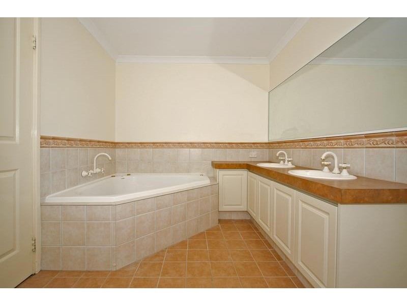 100 Rothesay Heights, Mindarie WA 6030