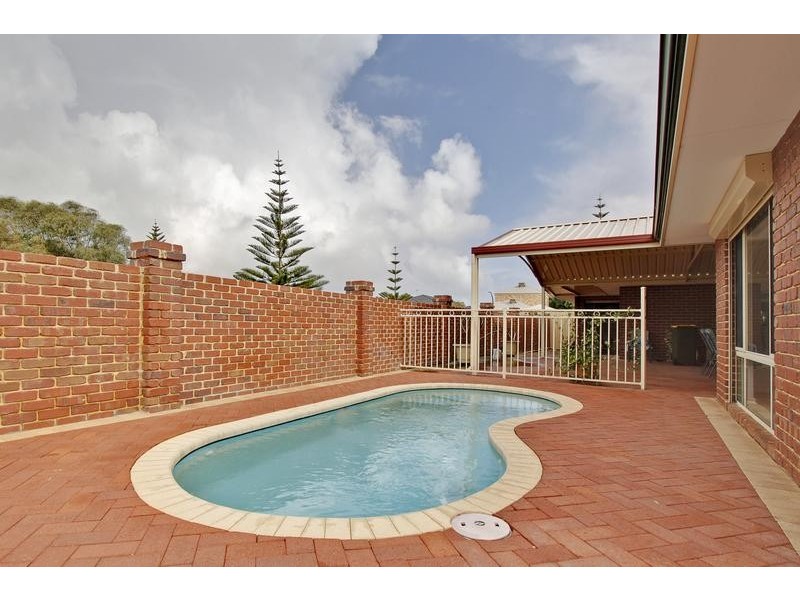 100 Rothesay Heights, Mindarie WA 6030