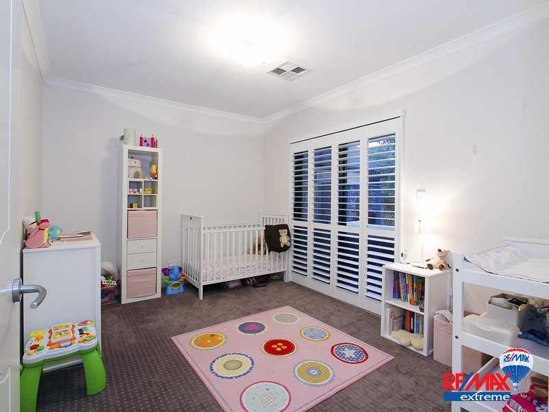 18 O’Mara Boulevard, Iluka WA 6028