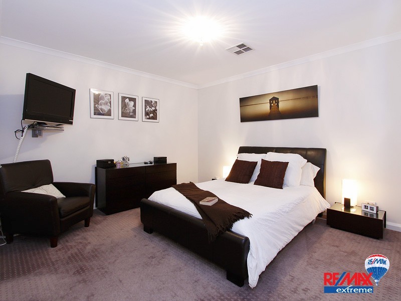 18 O’Mara Boulevard, Iluka WA 6028