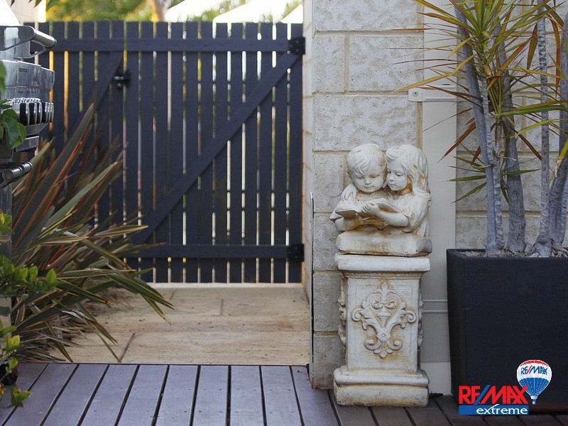 18 O’Mara Boulevard, Iluka WA 6028