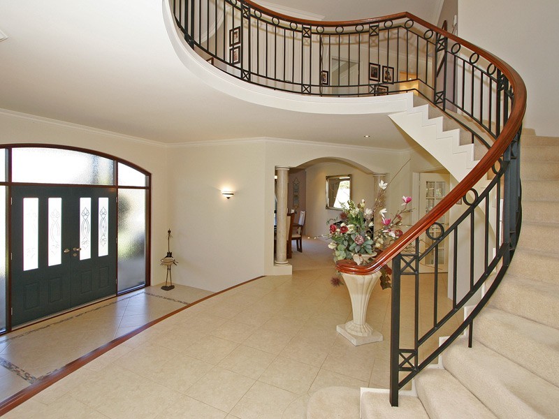 18 Kinsale Drive, Mindarie WA 6030