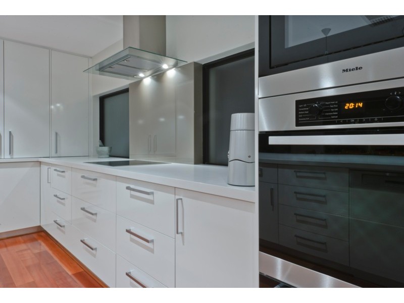 18 Clearwater Pl, Hillarys WA 6025