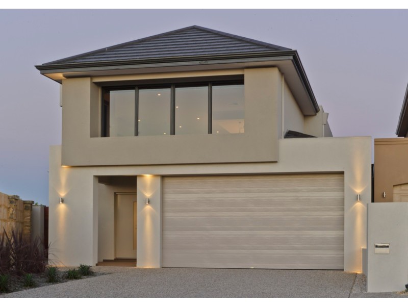 18 Clearwater Pl, Hillarys WA 6025