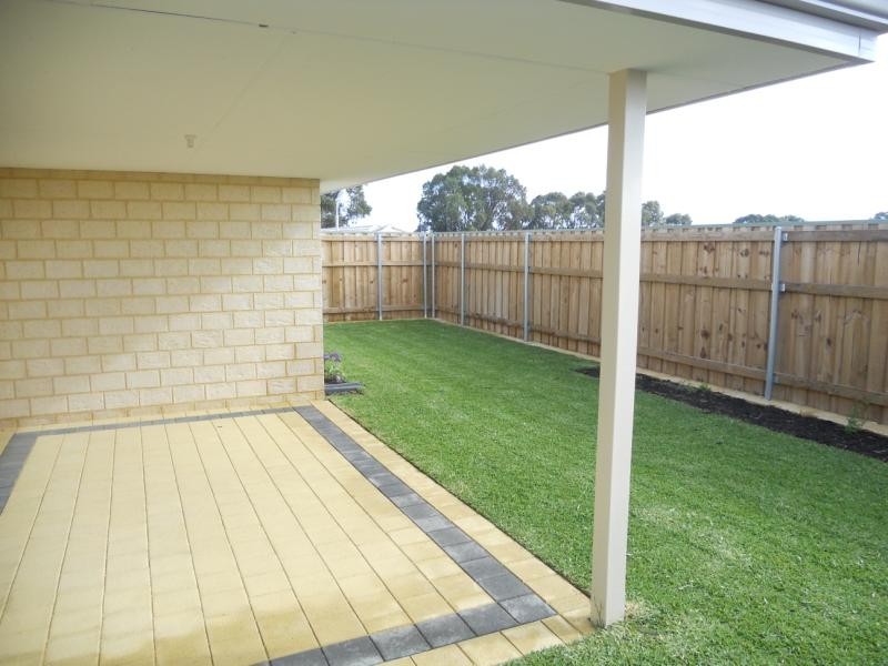 5 Stringybark, Yanchep WA 6035