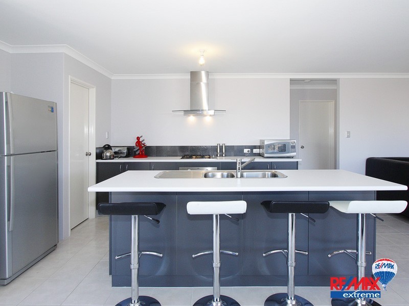 2 Bollach Green, Butler WA 6036