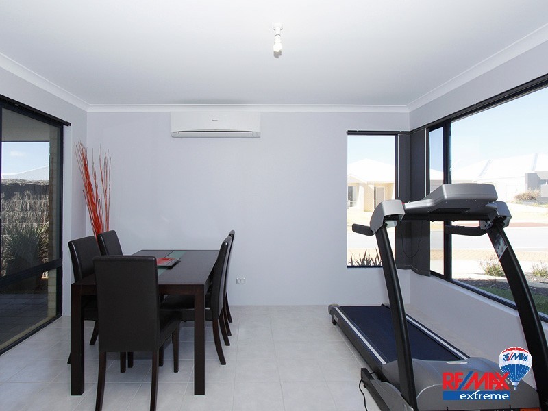 2 Bollach Green, Butler WA 6036