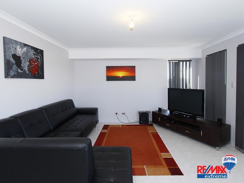 2 Bollach Green, Butler WA 6036