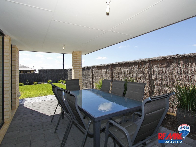 2 Bollach Green, Butler WA 6036