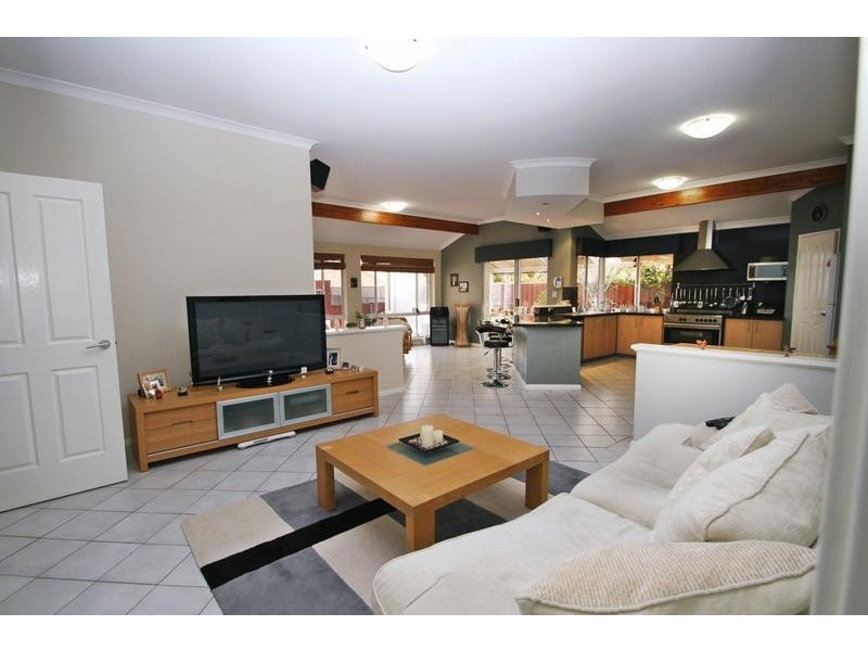 16 Shoalwater Parkway, Iluka WA 6028