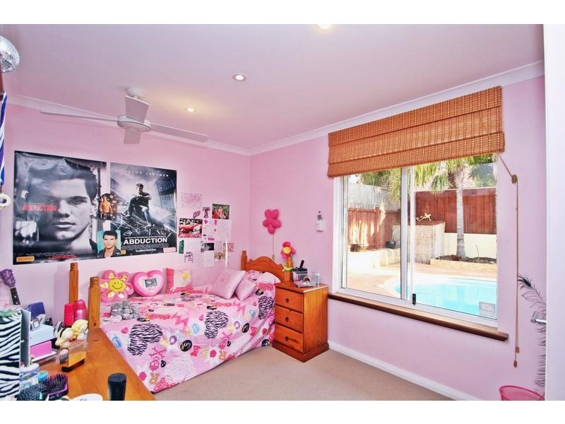 16 Shoalwater Parkway, Iluka WA 6028