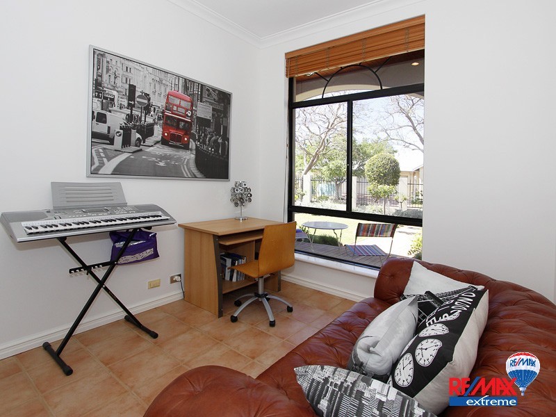 35 Quincy Loop, Iluka WA 6028