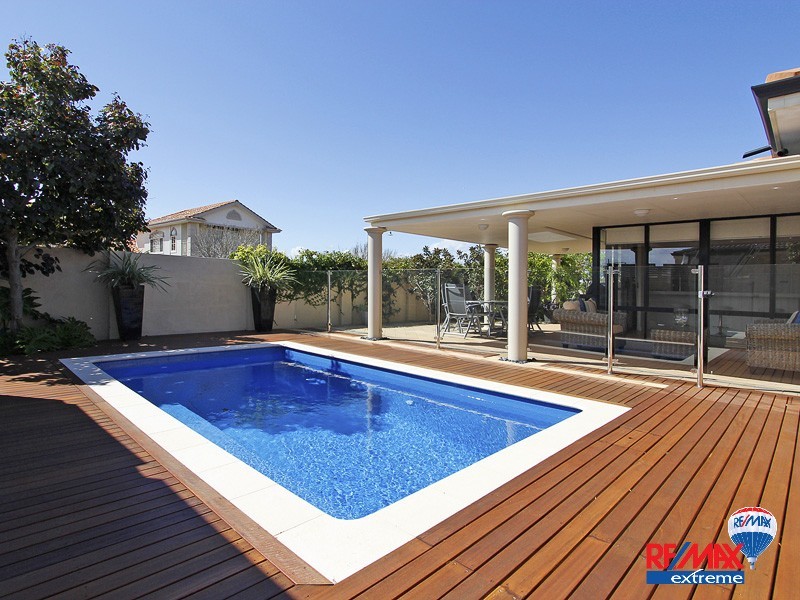 35 Quincy Loop, Iluka WA 6028