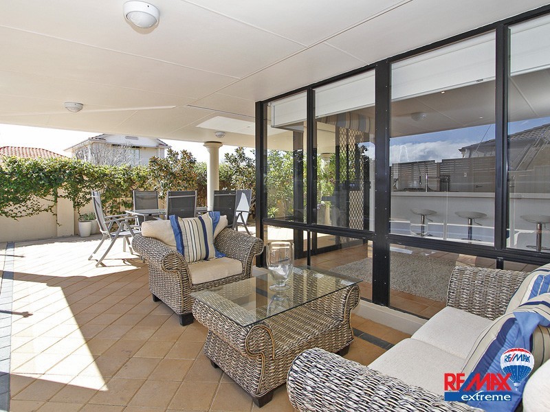 35 Quincy Loop, Iluka WA 6028