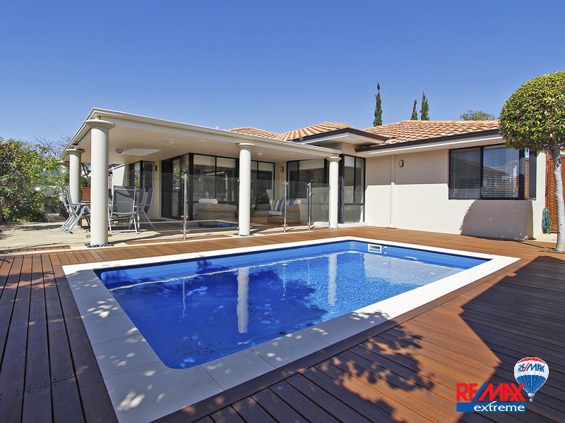 35 Quincy Loop, Iluka WA 6028