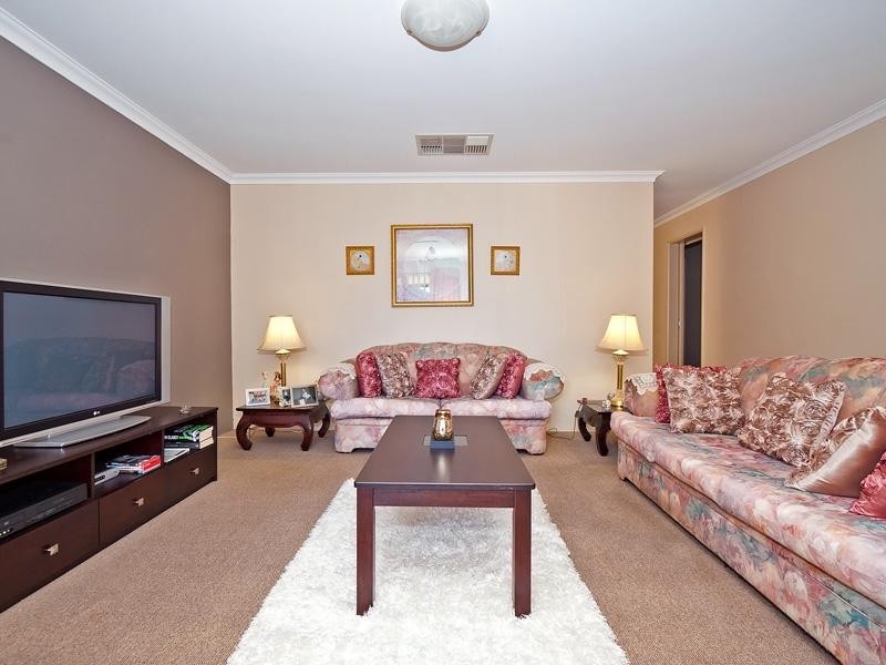 25 Cheshire Entrance, Butler WA 6036