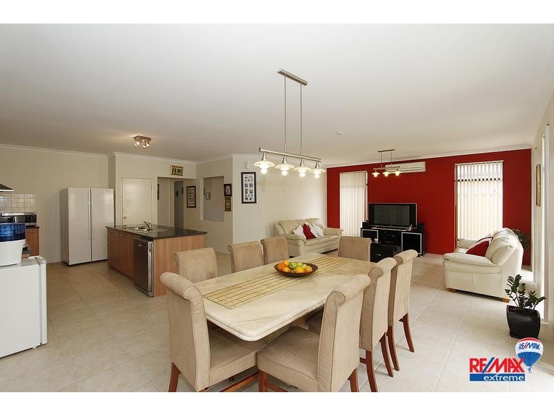 27 Ardglass Gardens, Ridgewood WA 6030