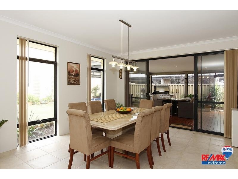 27 Ardglass Gardens, Ridgewood WA 6030