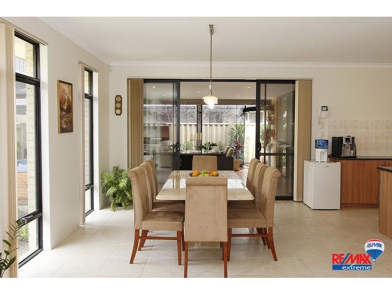 27 Ardglass Gardens, Ridgewood WA 6030