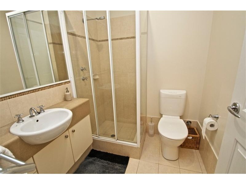 9/18 Kingsbury Rd, Joondalup WA 6027