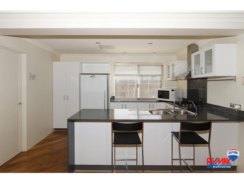 10 Pymore Crescent, Butler WA 6036