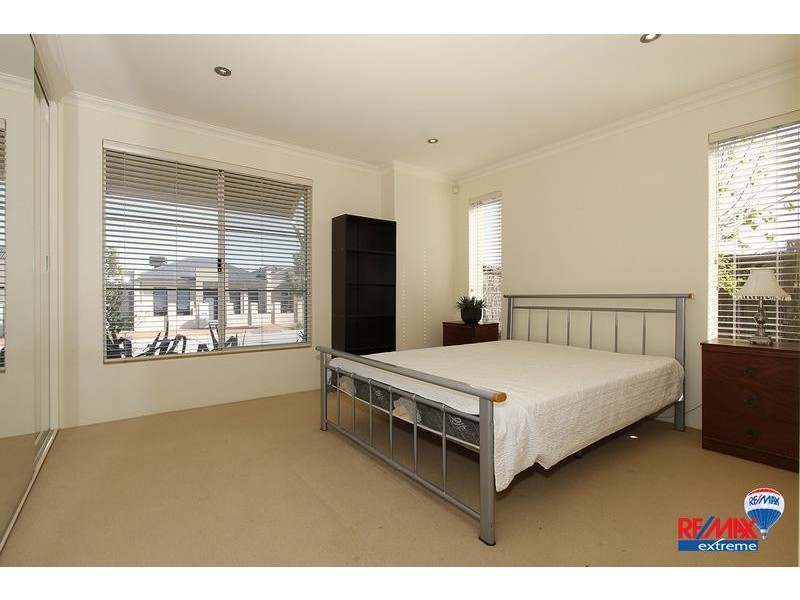 10 Pymore Crescent, Butler WA 6036